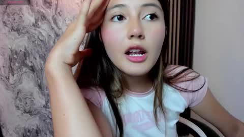 Snapshot of amy_innocent_ chatting on 18, 11, 2025 Amy online show from 18, 11, 2025