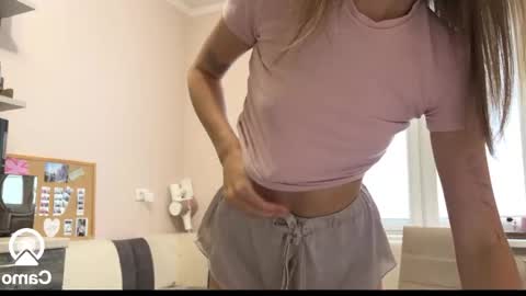 amy_meoww online show from 25, 3, 2026