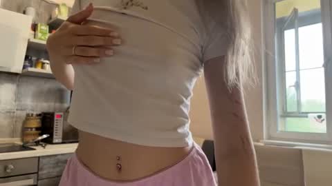 amy_meoww online show from 24, 6, 2026