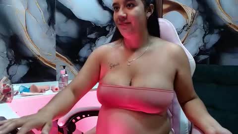 Amy.  online show from 30, 4, 2026