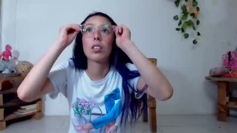 Snapshot of amy_mur chatting on 1, 11, 2025 amy mur online show from 1, 11, 2025