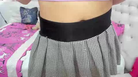 Amy Caroland online show from 7, 10, 2025