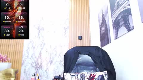 AMY online show from 10, 9, 2025