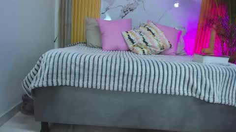 Snapshot of amy_rose01 chatting on 1, 2, 2026 Amy online show from 1, 2, 2026