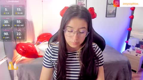 Amy sophia 3 online show from 13, 2, 2025