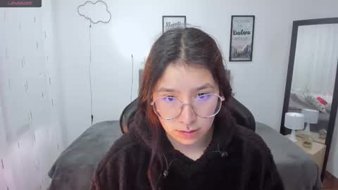 Amy sophia 3 online show from 9, 9, 2025