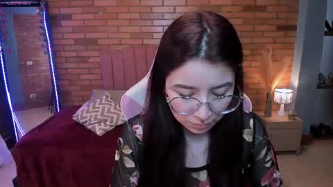 Amy sophia 3 online show from 17, 6, 2026