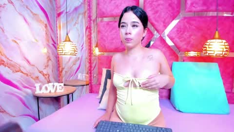amy_stewardd online show from 22, 5, 2026