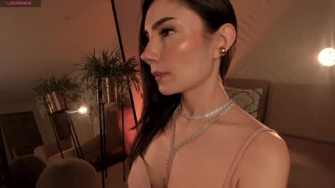 Snapshot of amyarmstrong chatting on 16, 12, 2024 Amy Armstrong online show from 16, 12, 2024
