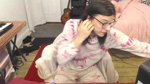 Trashely Gimpson online show from 22, 1, 2025