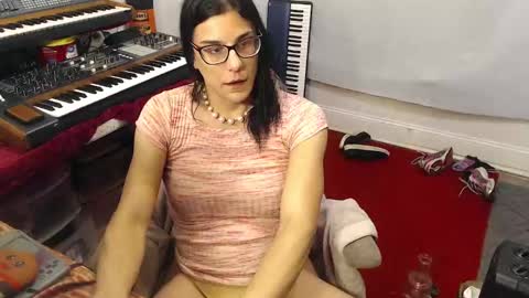 Trashely Gimpson online show from 15, 10, 2025