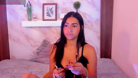 My name is AMY... Nice to meet you  thumb up me please its important online show from 4, 11, 2025