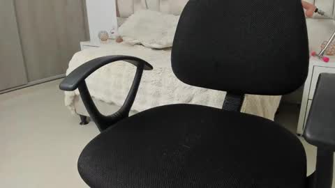 Snapshot of amycortes chatting on 25, 10, 2025 Amy Cortes online show from 25, 10, 2025