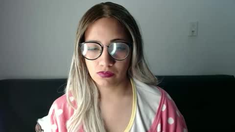 amycosplay99 online show from 3, 2, 2025