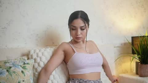  Amy  online show from 11, 5, 2026