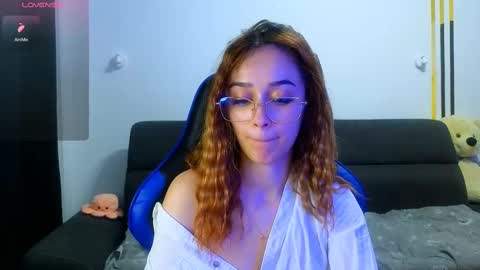 Snapshot of amykentt chatting on 8, 3, 2025 amykentt online show from 8, 3, 2025