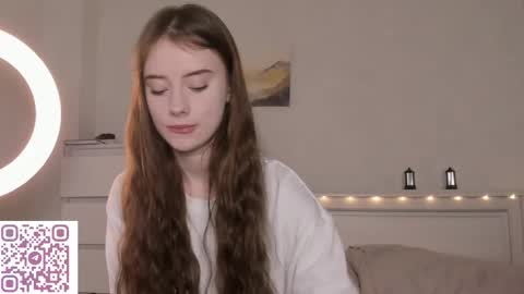 Snapshot of amylovesyouu chatting on 19, 12, 2025 amylovesyouu online show from 19, 12, 2025