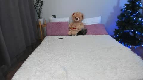 Snapshot of amymilson chatting on 23, 1, 2025 amymilson online show from 23, 1, 2025