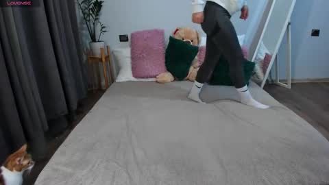 Snapshot of amymilson chatting on 23, 2, 2025 amymilson online show from 23, 2, 2025