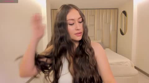 AMY R  online show from 16, 5, 2026