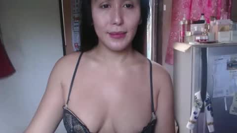 Snapshot of amysweetbabe chatting on 15, 12, 2025 amysweetbabe online show from 15, 12, 2025
