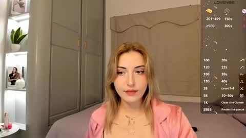 amyvilvet online show from 12, 5, 2026