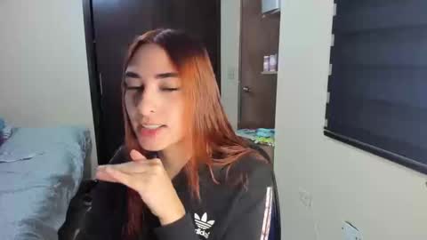 Snapshot of amywalker01 chatting on 25, 2, 2025 amy online show from 25, 2, 2025