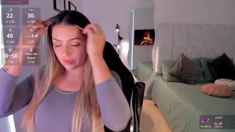 Snapshot of amywoods chatting on 3, 4, 2026 online show from 3, 4, 2026