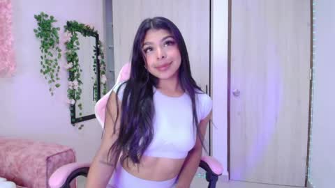 Snapshot of ana__grace chatting on 12, 4, 2026 Ana online show from 12, 4, 2026