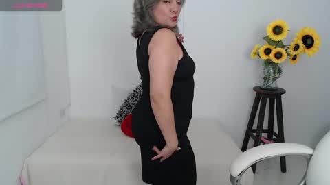  Ana  online show from 17, 10, 2025