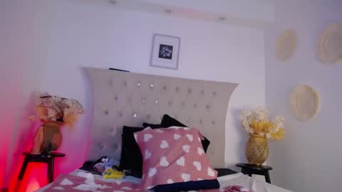 Snapshot of anaa_moon chatting on 21, 12, 2024 Ana Moon  online show from 21, 12, 2024