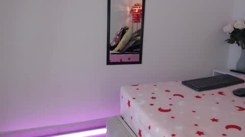 Snapshot of anaa_moon chatting on 1, 3, 2025 Ana Moon  online show from 1, 3, 2025