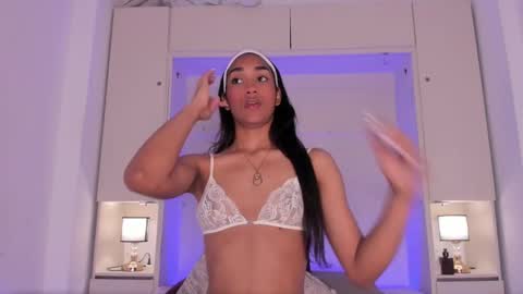 Snapshot of anaacollins_ chatting on 3, 10, 2025 anaacollins_ online show from 3, 10, 2025