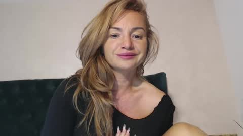 Snapshot of anabeatrice29 chatting on 2, 12, 2024 Ana online show from 2, 12, 2024