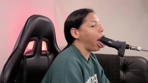 anabel alice gandara  online show from 19, 12, 2025