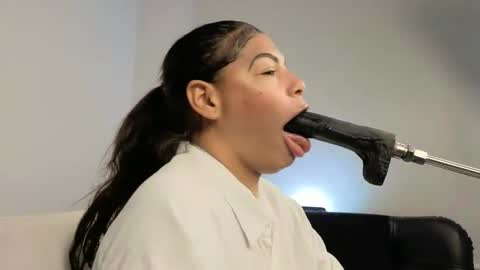 Anabel Alice Gandara online show from 3, 3, 2026