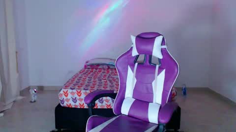 Snapshot of anabellabonariva chatting on 22, 12, 2024 Anabella online show from 22, 12, 2024