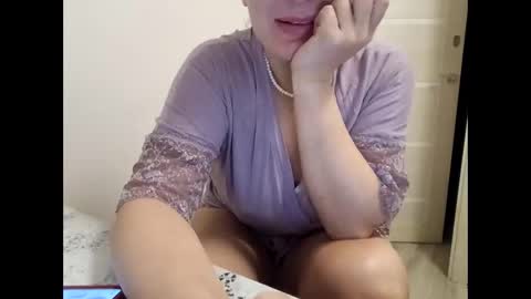 Snapshot of anabellovee chatting on 2, 3, 2025 ANABELLOVEE online show from 2, 3, 2025
