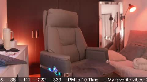 Snapshot of anah_ chatting on 17, 4, 2026 IG Soyanah online show from 17, 4, 2026