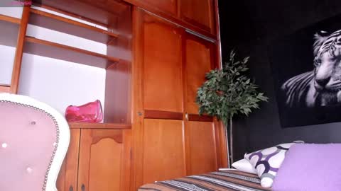 Anahi online show from 24, 12, 2024