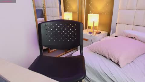 Snapshot of anahi_maite chatting on 20, 10, 2025 Anahi online show from 20, 10, 2025