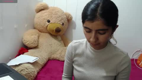 Anahi Browns online show from 6, 2, 2026