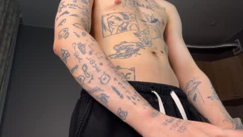 Snapshot of anahori_simon chatting on 15, 12, 2024 simon online show from 15, 12, 2024