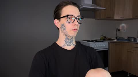 Snapshot of anahori_simon chatting on 28, 12, 2024 simon online show from 28, 12, 2024