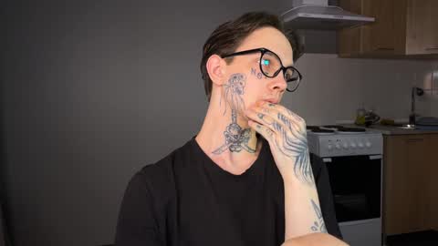 Snapshot of anahori_simon chatting on 28, 12, 2024 simon online show from 28, 12, 2024