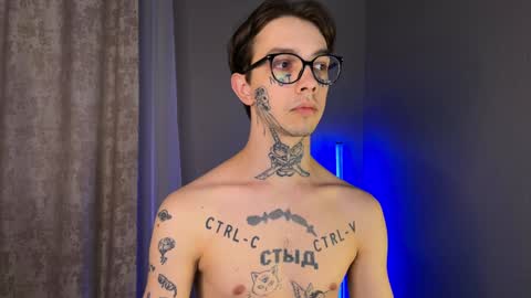 Snapshot of anahori_simon chatting on 18, 1, 2025 simon online show from 18, 1, 2025