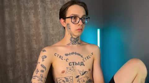 Snapshot of anahori_simon chatting on 14, 2, 2025 simon online show from 14, 2, 2025