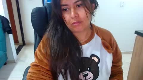 Snapshot of anaids_dam chatting on 3, 3, 2025 anaids online show from 3, 3, 2025