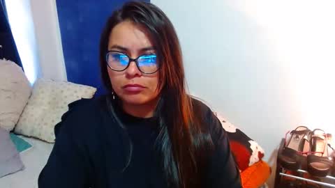 Snapshot of anaids_dam chatting on 9, 3, 2025 anaids online show from 9, 3, 2025