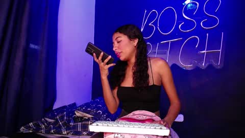 Snapshot of anais__cooper_ chatting on 15, 12, 2024 anais cooper online show from 15, 12, 2024